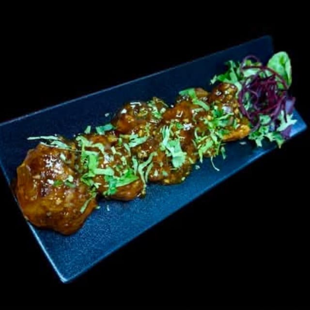 Dry Cauliflower Manchurian.